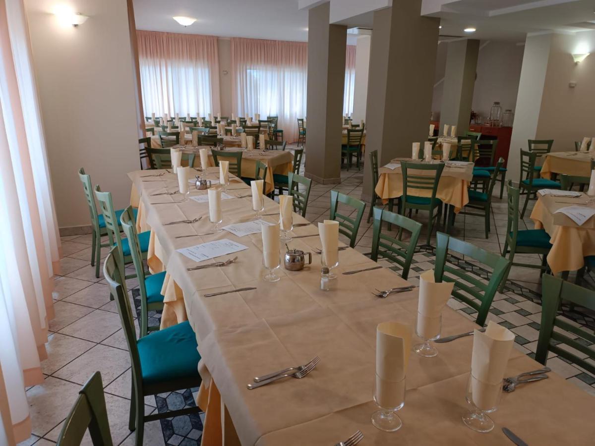 סן ג'יואבאני רוטונדו Hotel San Francesco מראה חיצוני תמונה